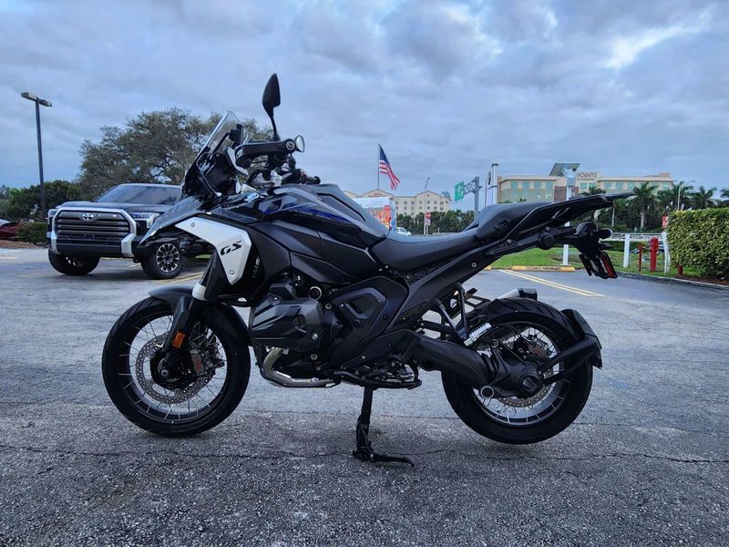 2026 BMW R 1300 GSImage 5