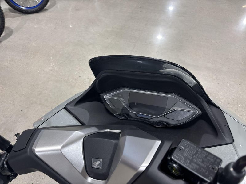 New 2026 Honda PCX ABS Image 18