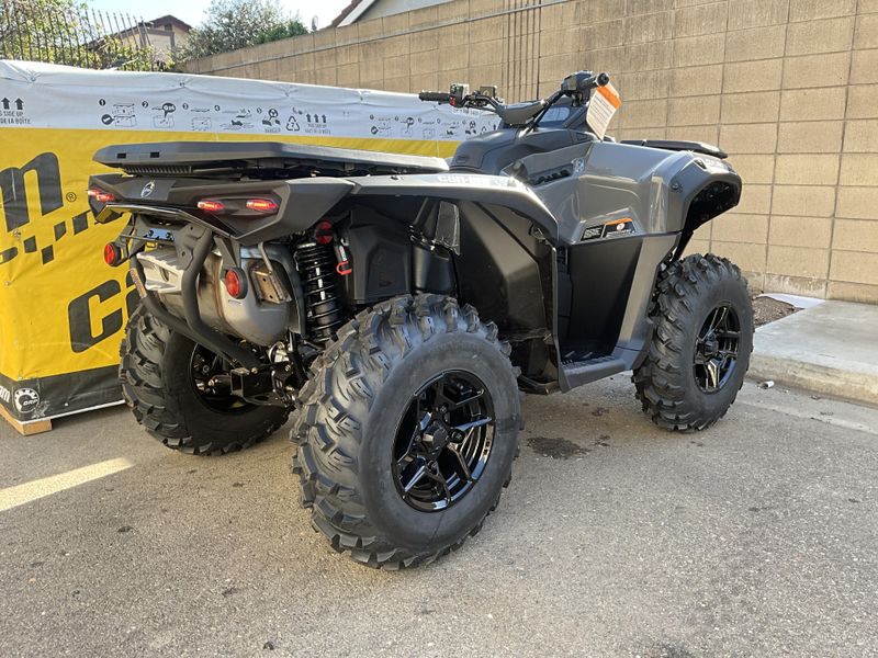 New 2025 Can-Am OUTLANDER 850 Image 3
