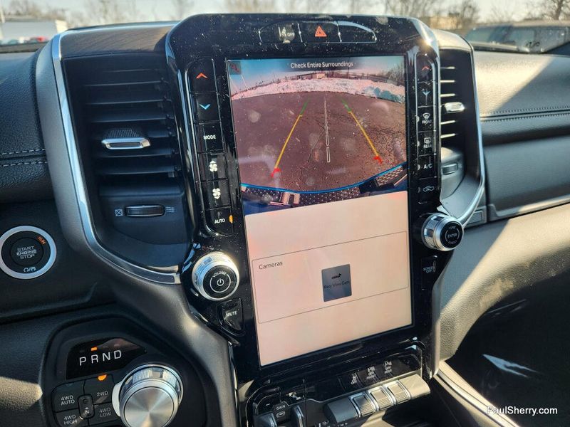 New 2026 RAM 1500 Laramie Crew Cab 4x4 5'7' Box