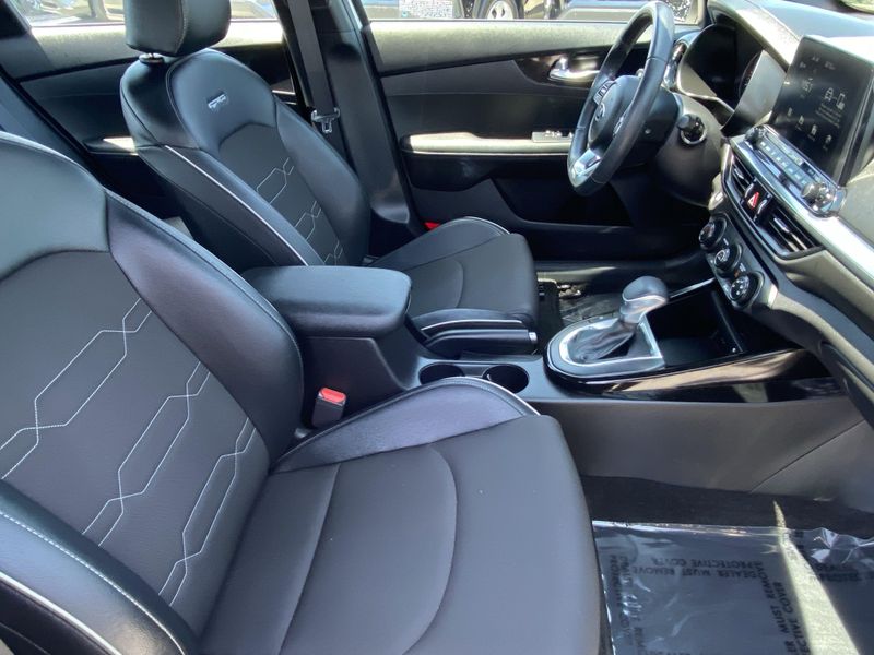 2020 Kia Forte GT-LineImage 10