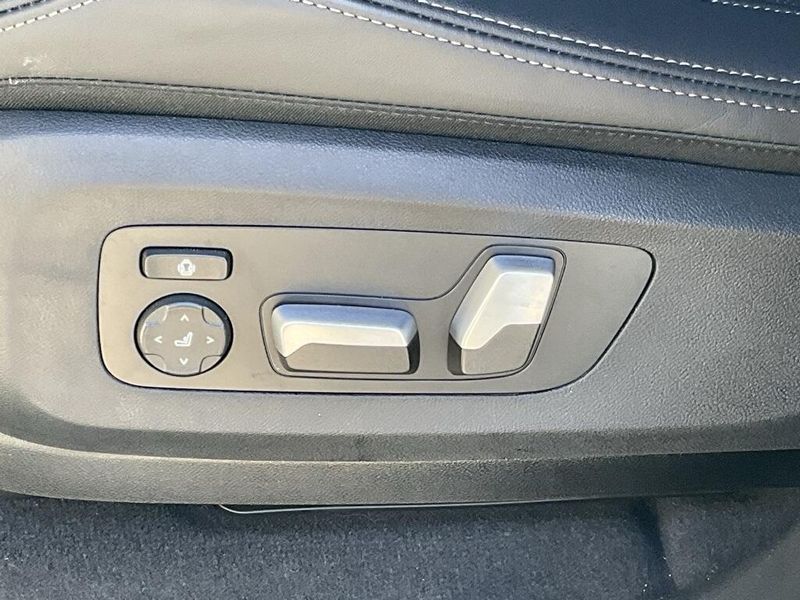 2025 BMW X5 xDrive40iImage 20