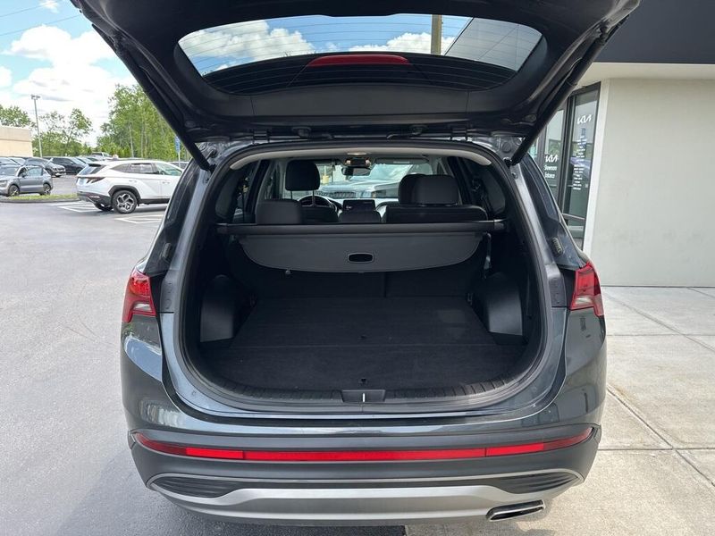 Used 2023 Hyundai Santa Fe SELImage 19