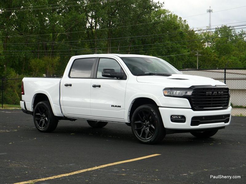 2025 RAM 1500 Laramie Crew Cab 4x4 5