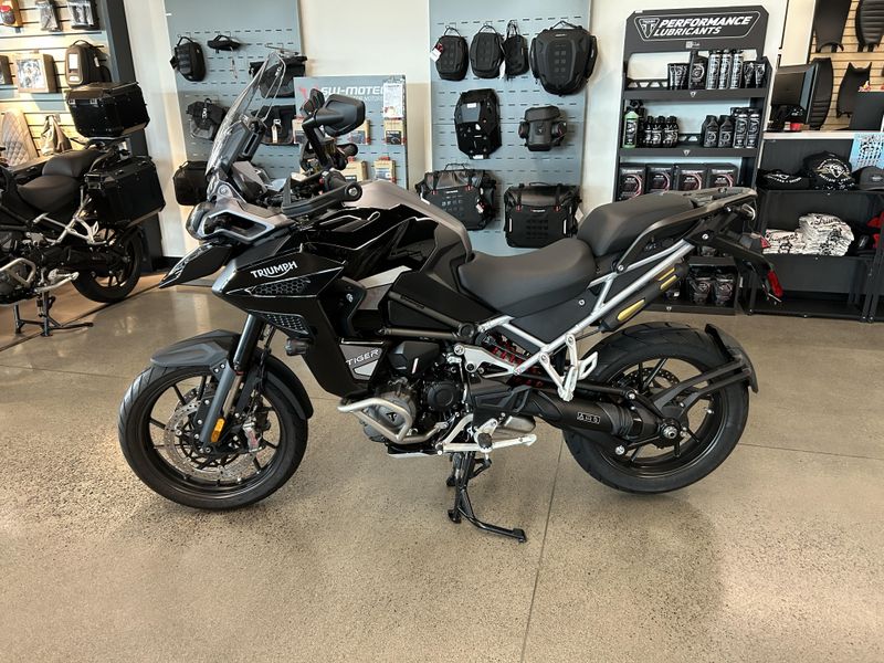New 2023 Triumph TIGER 1200 GT EXPLORER 
