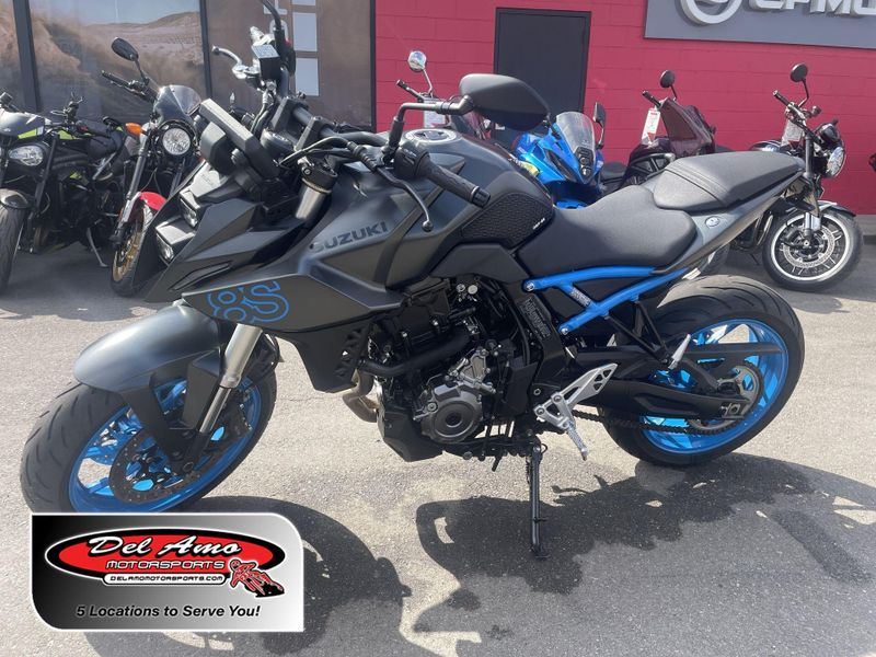 Used 2024 Suzuki GSX-8S CA Image 1