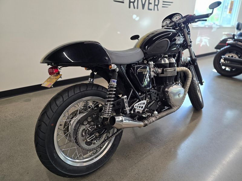 2015 Triumph THRUXTON 900 
