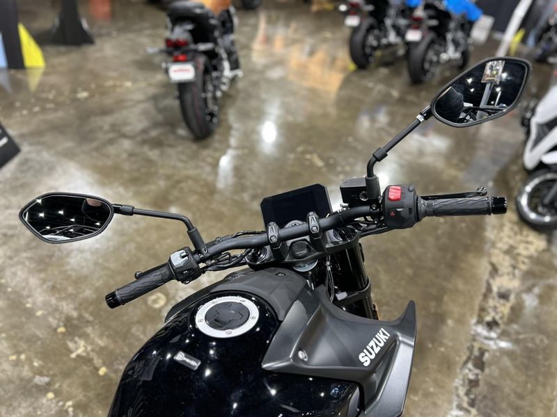New 2026 Suzuki GSX-8S Image 8