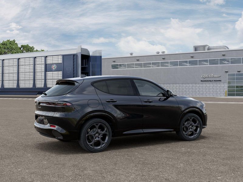 New 2026 Alfa Romeo Tonale Sprint AwdImage 20