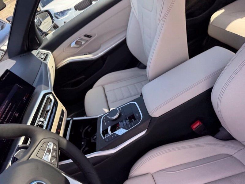 Used 2024 BMW 3 Series 330e iPerformanceImage 21