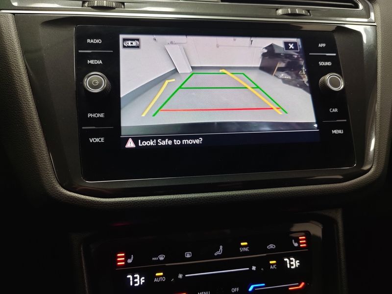 Used 2022 Volkswagen Tiguan SE AWD w/SunroofImage 19