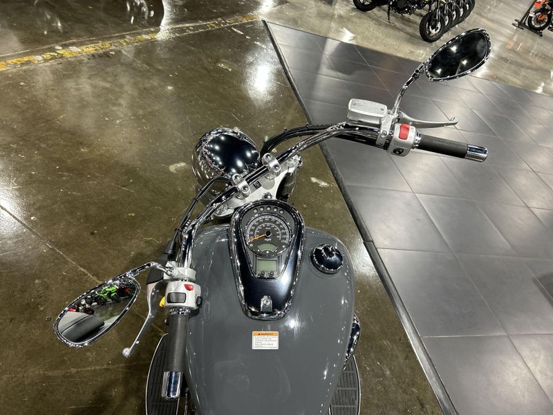 2025 Suzuki BOULEVARD C50  in a GRAY exterior color. Del Amo Motorsports of Redondo Beach (424) 390-7811 delamomotorsports.com 