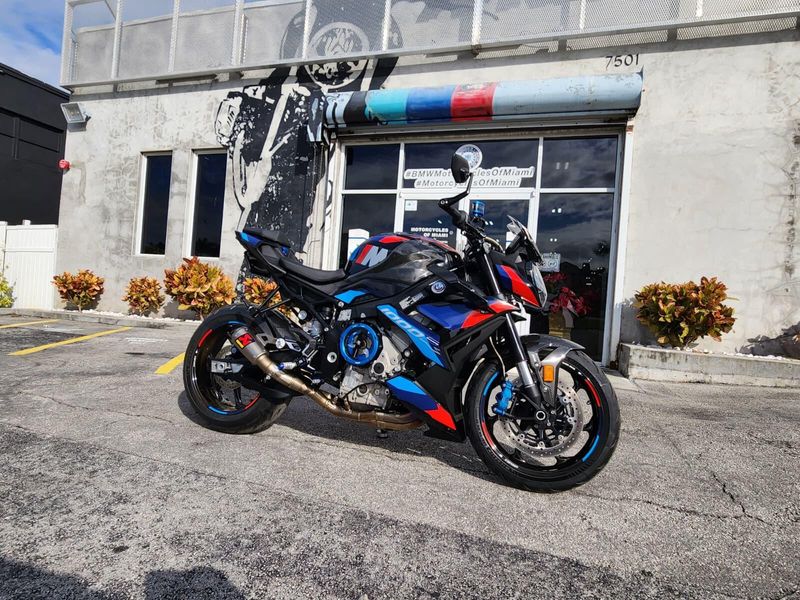 2023 BMW M 1000 RImage 10