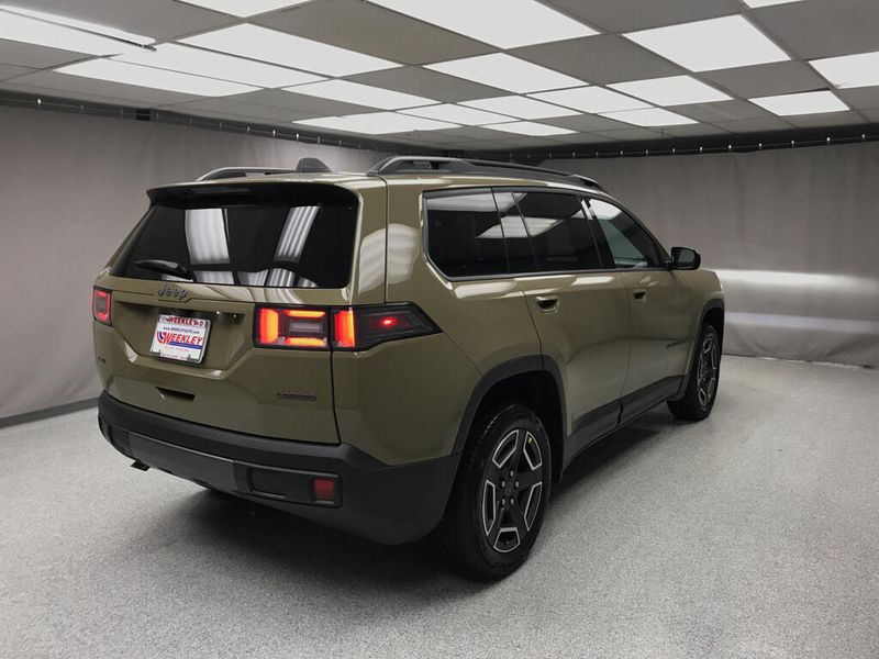 New 2026 Jeep Cherokee Laredo 4x4Image 12