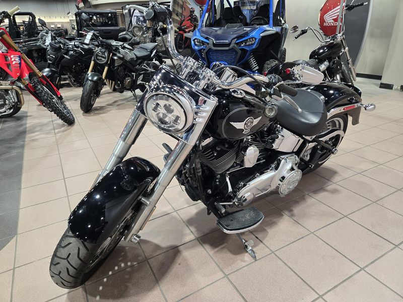 2016 HARLEY SOFTAIL FATBOY BLACK Image 4