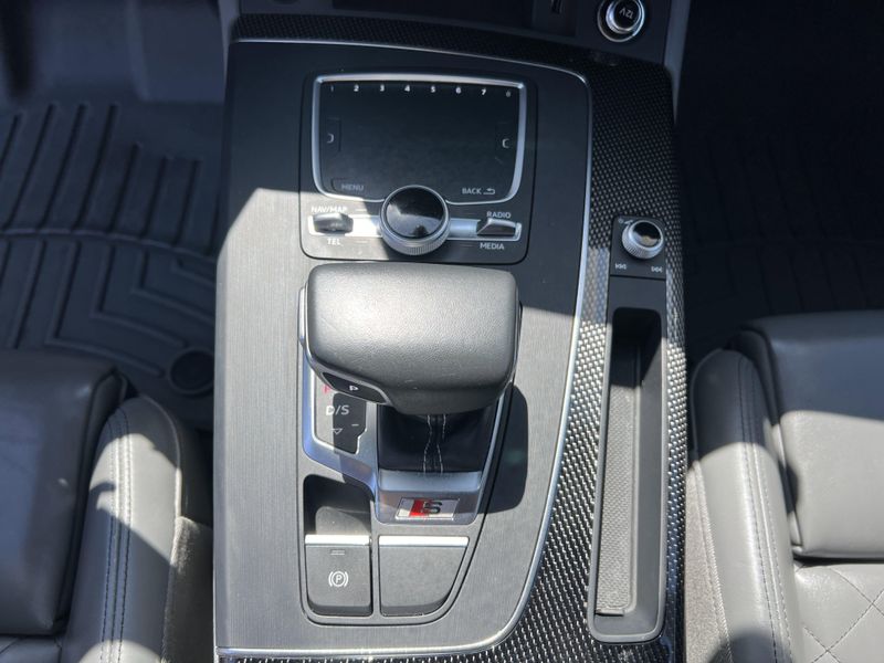 Used 2018 Audi SQ5 PrestigeImage 14