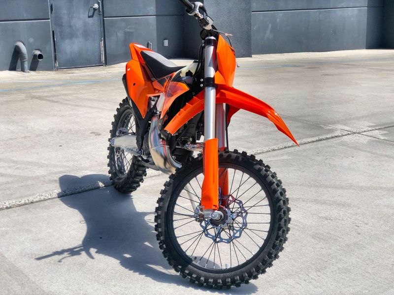 New 2027 KTM 250 XC Image 11