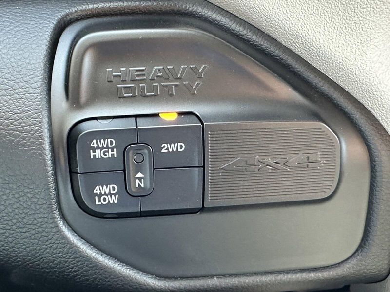 2024 RAM 3500 LaramieImage 20