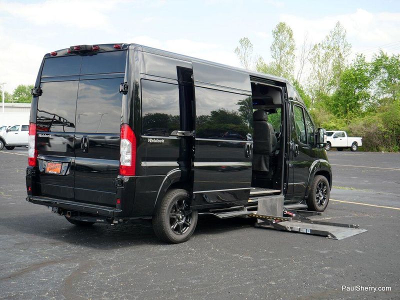 2023 RAM ProMaster 2500 Window Van High RoofImage 7