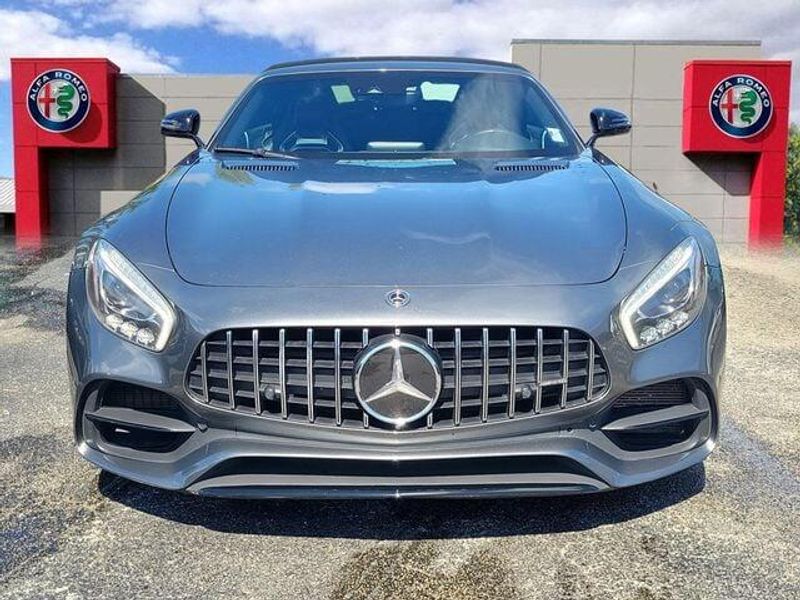 2018 Mercedes Benz AMG GT Roadster photo 2