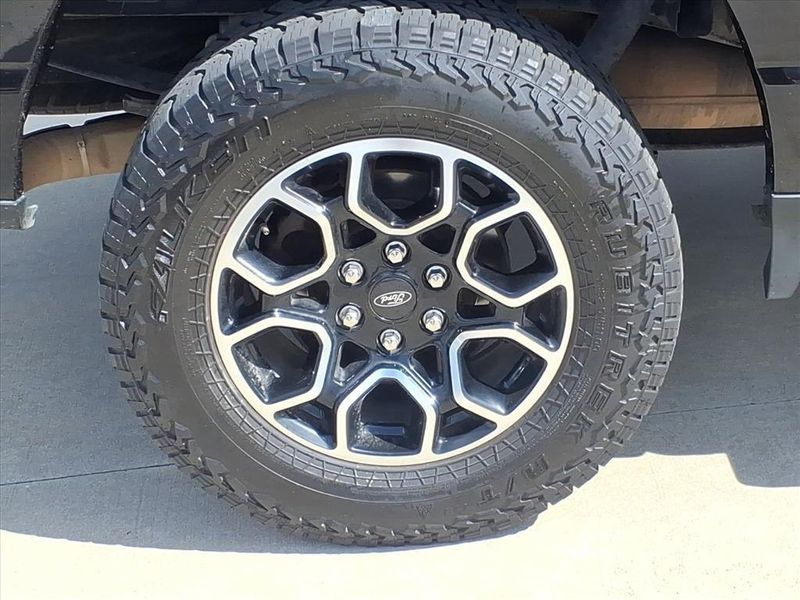 Used 2022 Ford F-150 XLTImage 9