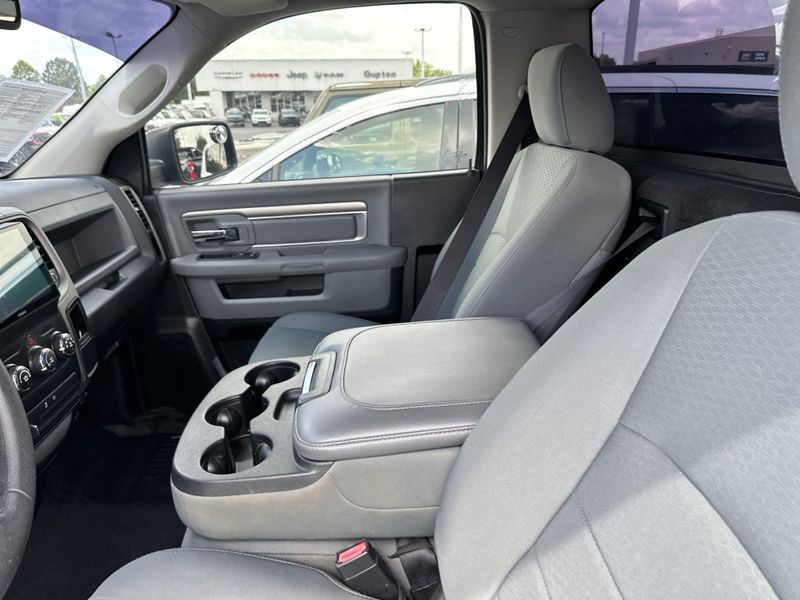 Used 2016 RAM 1500 ExpressImage 14