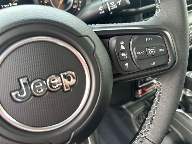 New 2025 Jeep Gladiator Rubicon X 4x4Image 22