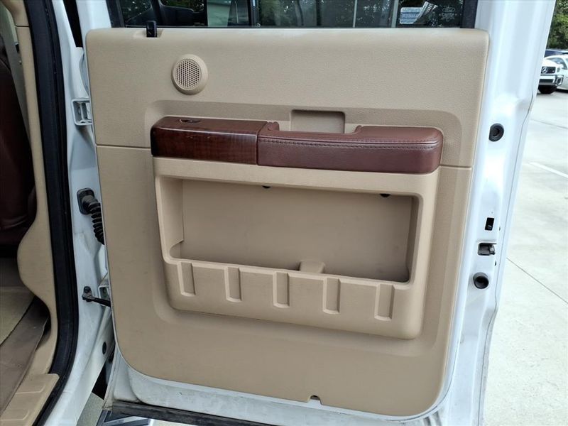 Used 2013 Ford F-250 King RanchImage 9