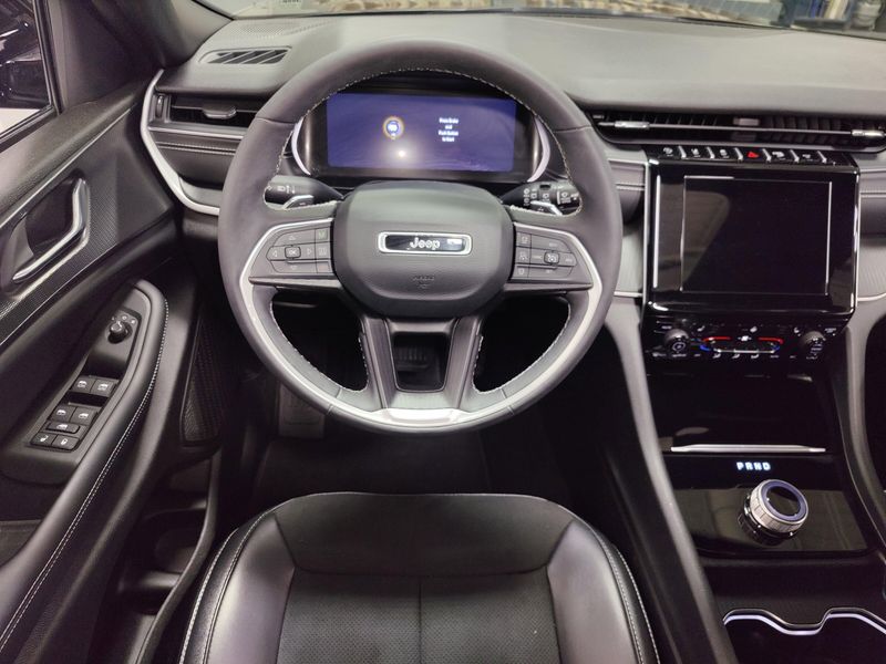 Used 2024 Jeep Grand Cherokee Altitude X 4X4 w/SunroofImage 21