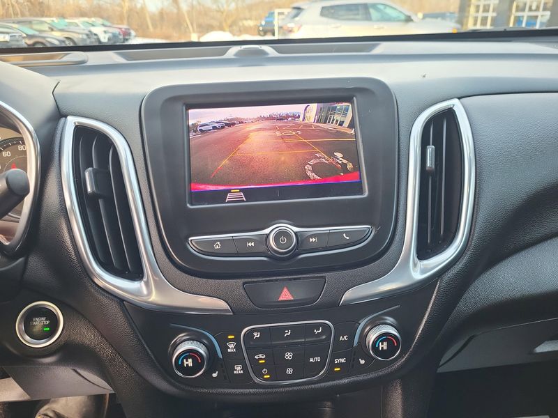 Used 2020 Chevrolet Equinox LTImage 8