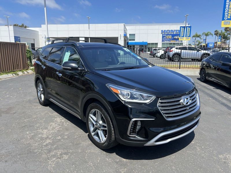 2017 Hyundai Santa Fe Limited UltimateImage 6