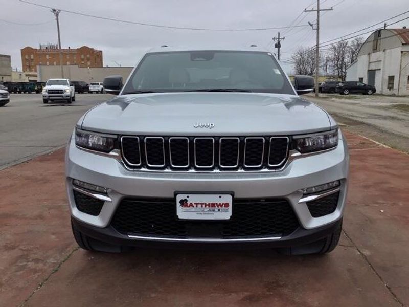 2025 Jeep Grand Cherokee Limited 4x2Image 8
