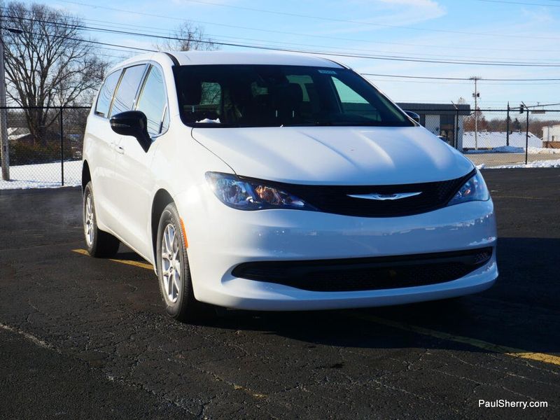 New 2026 Chrysler Voyager LX