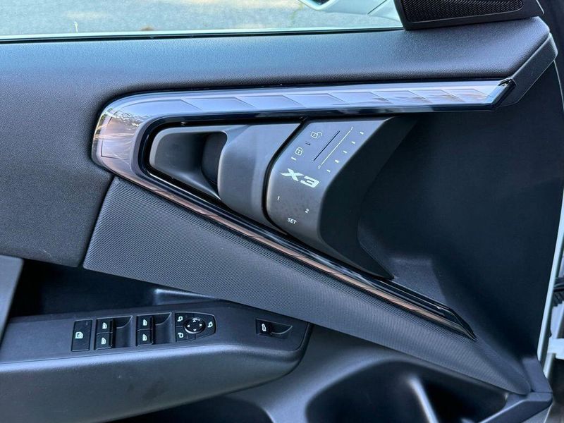 Used 2025 BMW X3 30 xDriveImage 19