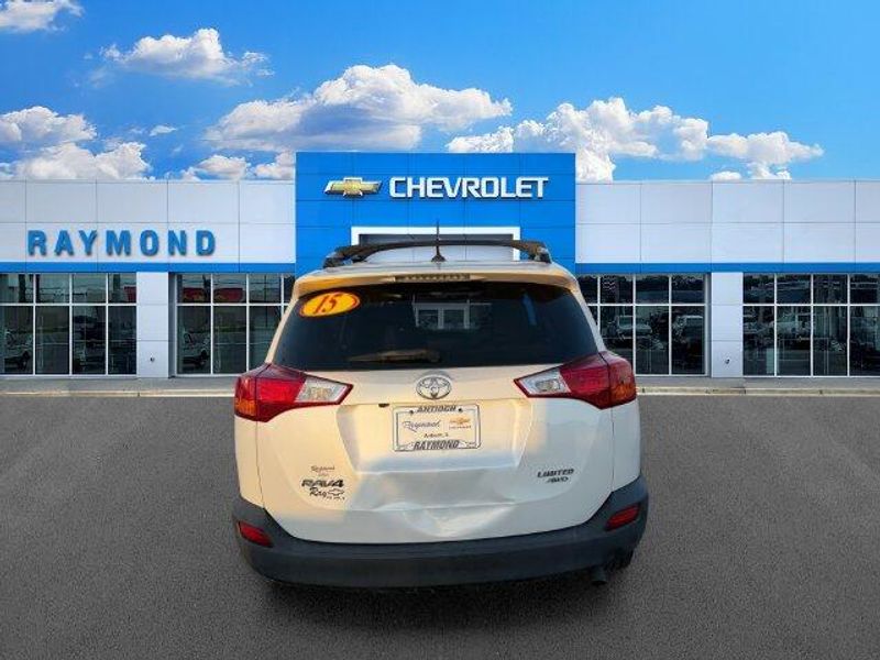 Used 2015 Toyota RAV4 LimitedImage 4