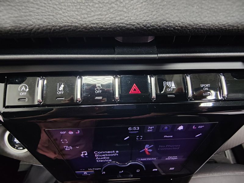 2024 Jeep Grand Cherokee L Laredo X 4x4 w/Sunroof/Lux TechImage 25