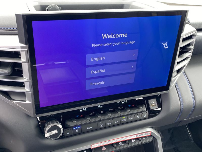 2025 Toyota Tundra Platinum HybridImage 15