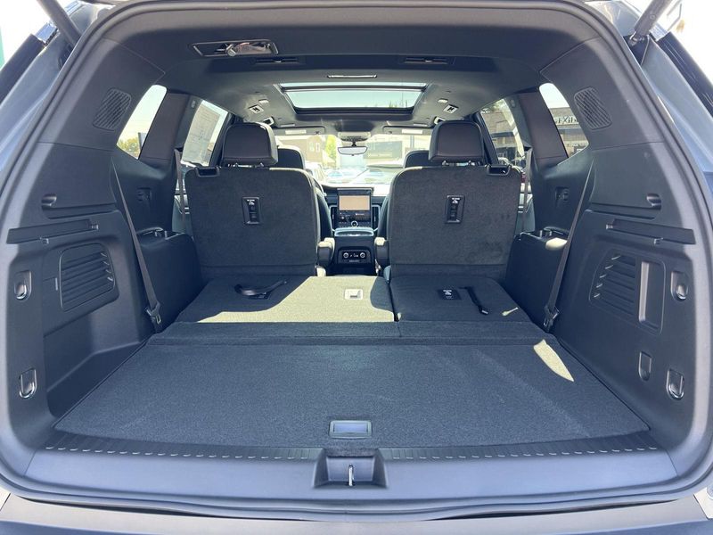 2026 Gmc Acadia Elevation photo 46