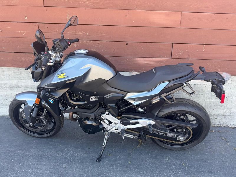 2023 BMW F 900 R 