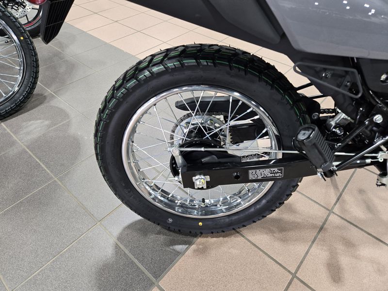 2025 Honda XR 150L DUALSPORT GRAY Image 23
