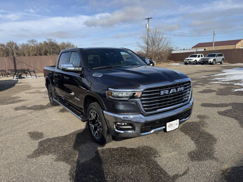 2025 RAM 1500 LaramieImage 2