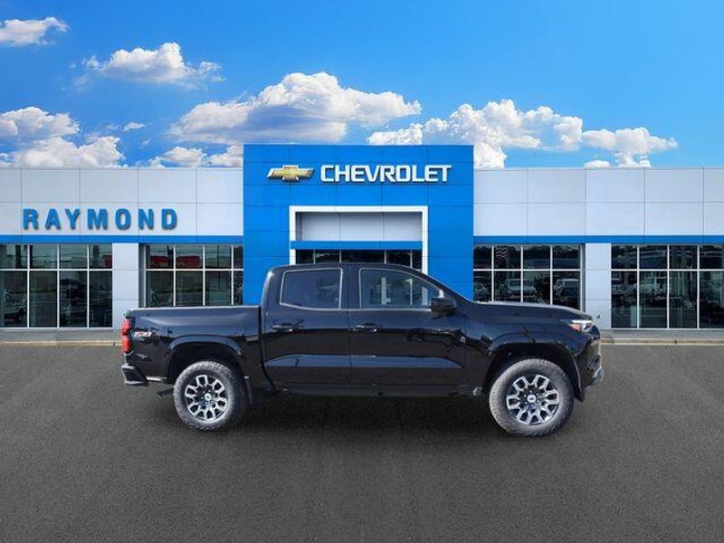 New 2026 Chevrolet Colorado Z71Image 2