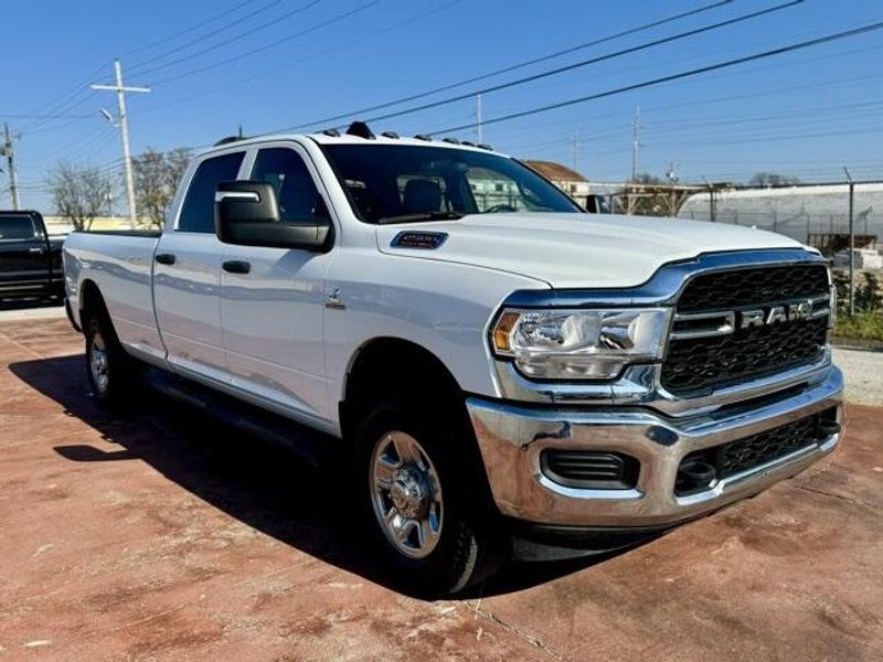 2023 RAM 2500 TradesmanImage 3