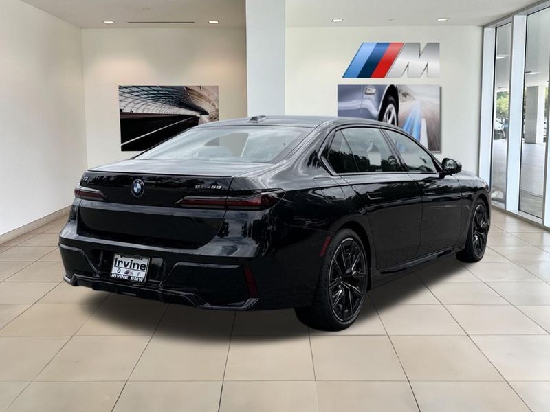 2025 BMW i7 eDrive50Image 6