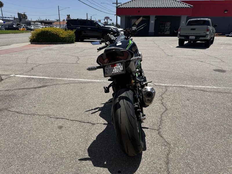Used 2025 Kawasaki Z900 SE ABS Image 17
