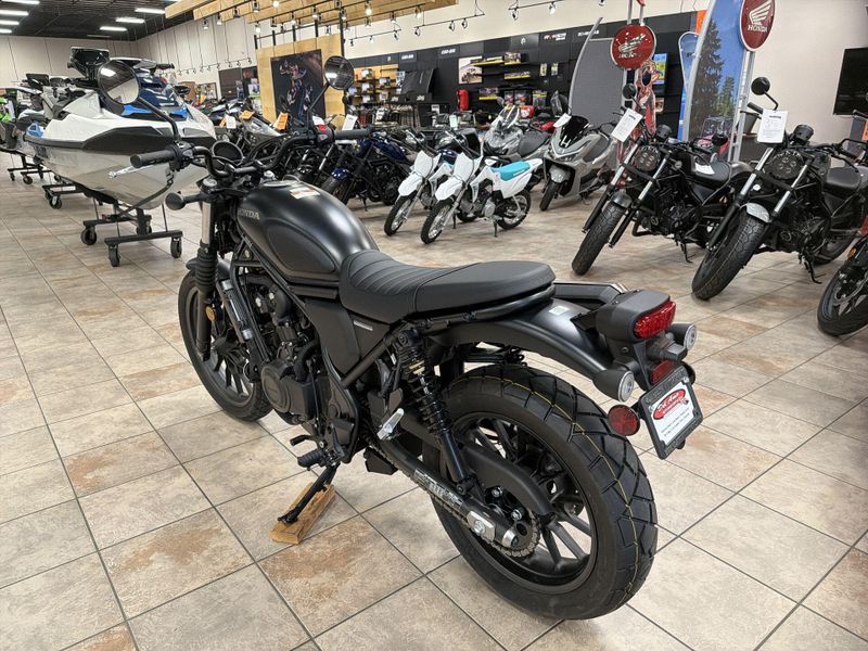 New 2026 Honda SCL500 Image 15