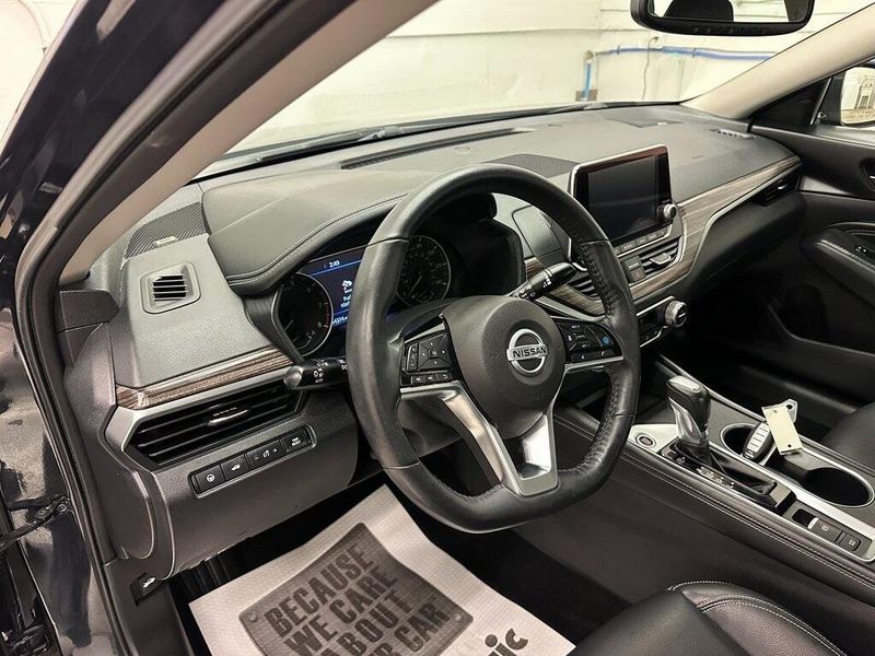 2019 Nissan Altima 2.5 PlatinumImage 20