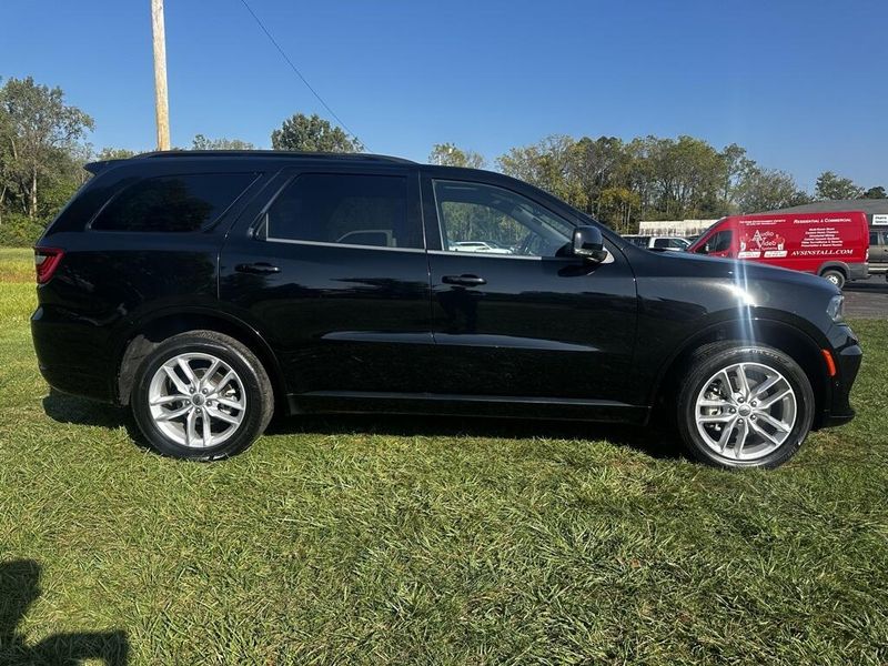 2023 Dodge Durango GT photo 2