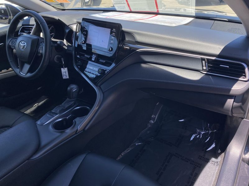 Used 2024 Toyota Camry SEImage 9