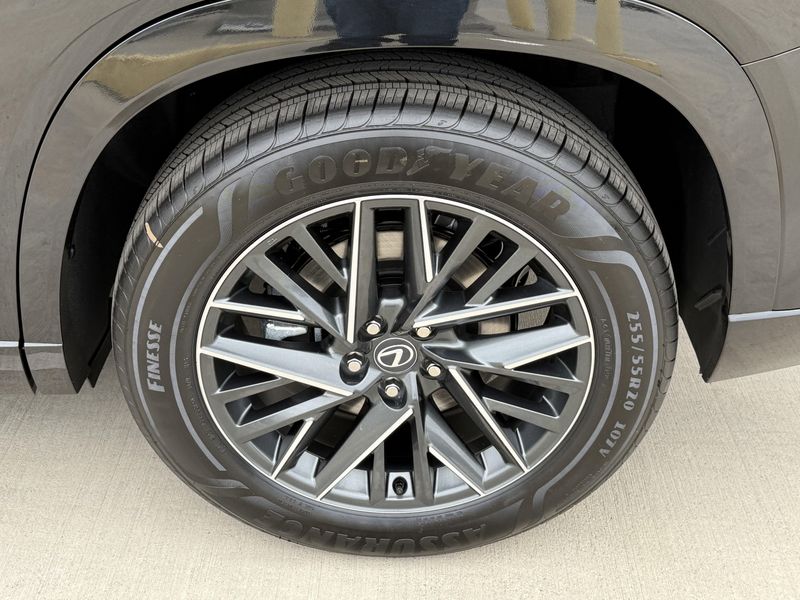2025 LEXUS TX 350 PremiumImage 13